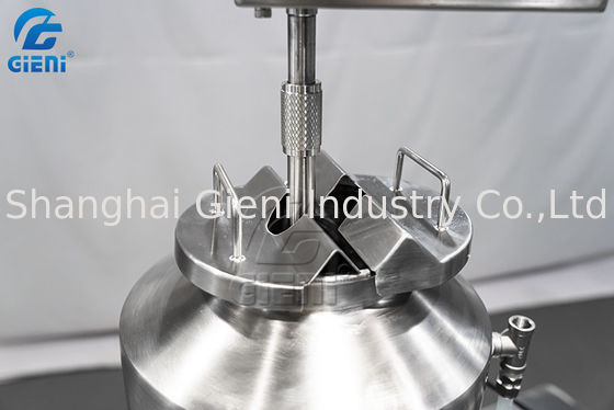 Tipo máquina do laboratório de enchimento cosmética do óleo do bordo do rímel com o tanque 5L