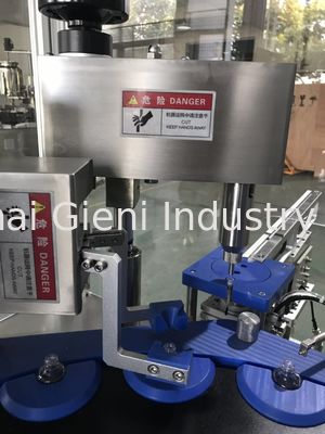 máquina de 45pcs/Min Nail Polish Filling Capping com 2 bocais