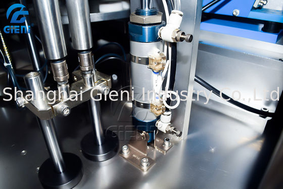 Máquina de enchimento giratória semi auto do brilho do bordo do tanque 15L