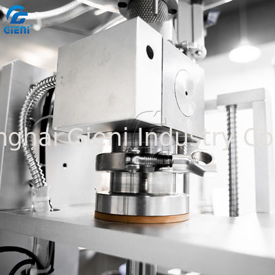 Máquina tampando do rímel semiautomático cosmético pneumático da máquina de enchimento 10ML