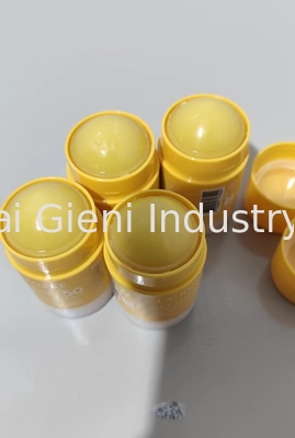 Máquina de enchimento de bálsamo labial de alta capacidade com volume de enchimento de 2-50 ml e volume de tanque de 100 l